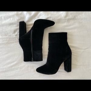 BCBG Heeled Suede Black Boots Size 7
